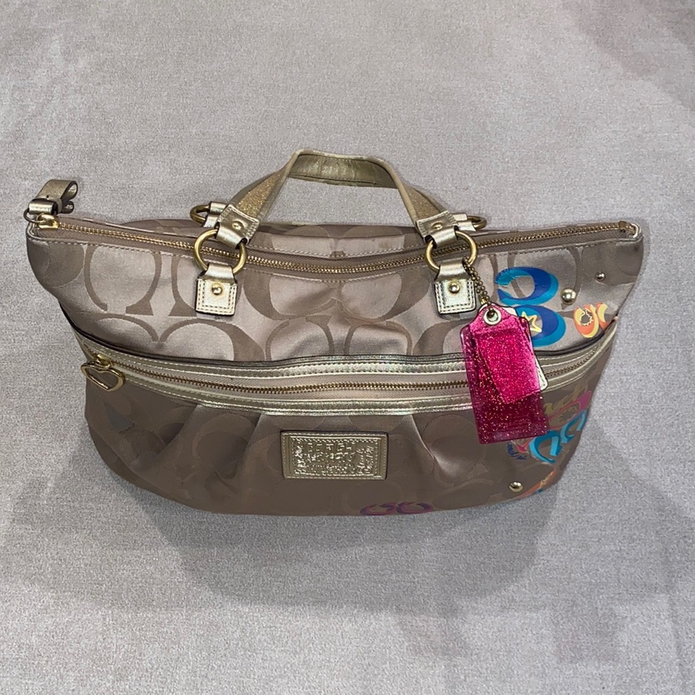 Coach Daisy Poppy C Appliqué Tote Bag - Picture 3 of 9